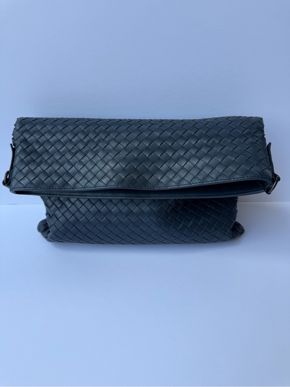 Bottega Veneta Slate Blue Intrecciato Leather Crossbody Tote/ clutch- Unisex! - Picture 10 of 17